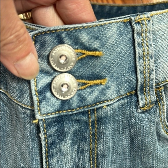 Boston Proper light wash boot cut jeans - Picture 3 of 7